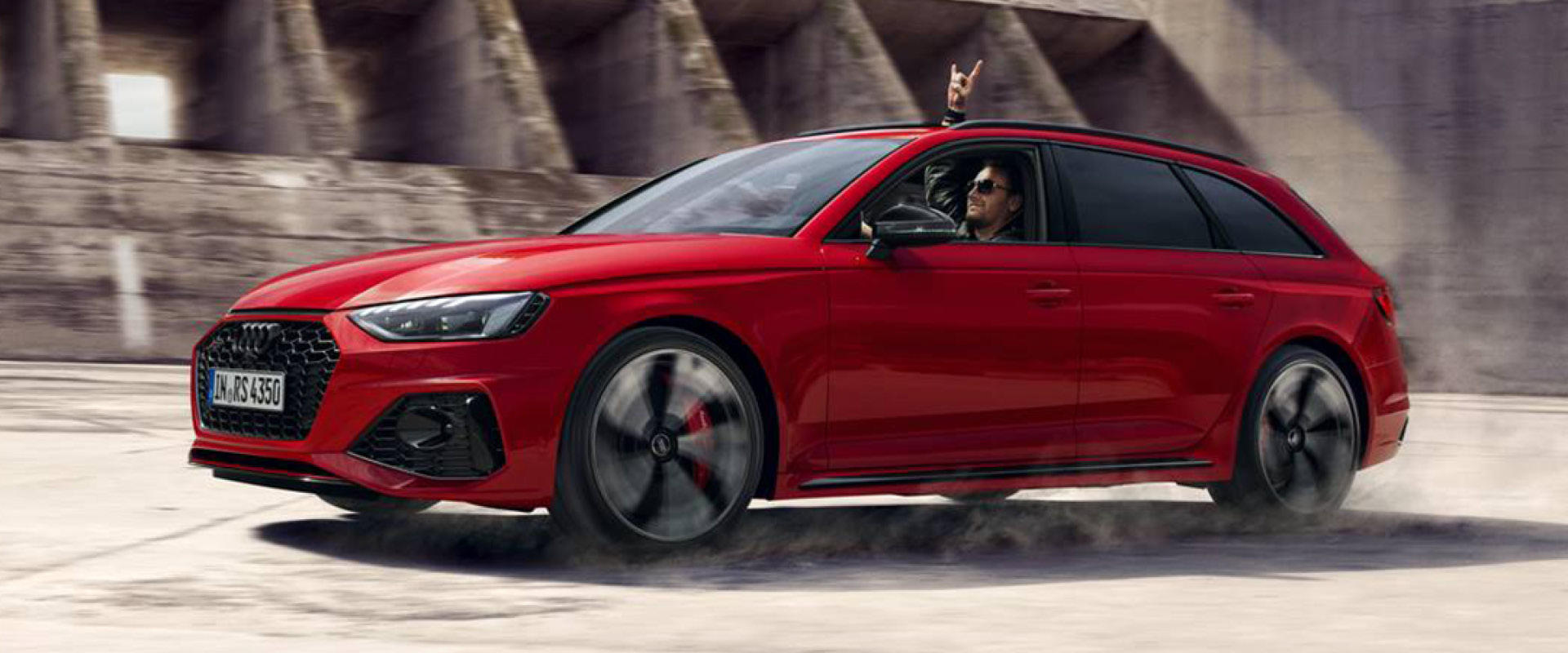RS4 Avant in Rot